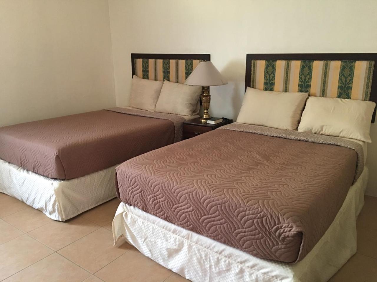 Casa Marina Bed And Breakfast Pagsanjan Eksteriør billede